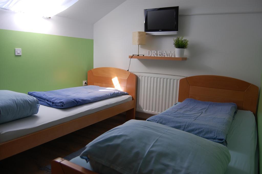 Rooms Hisa Divino Ptuj Rom bilde